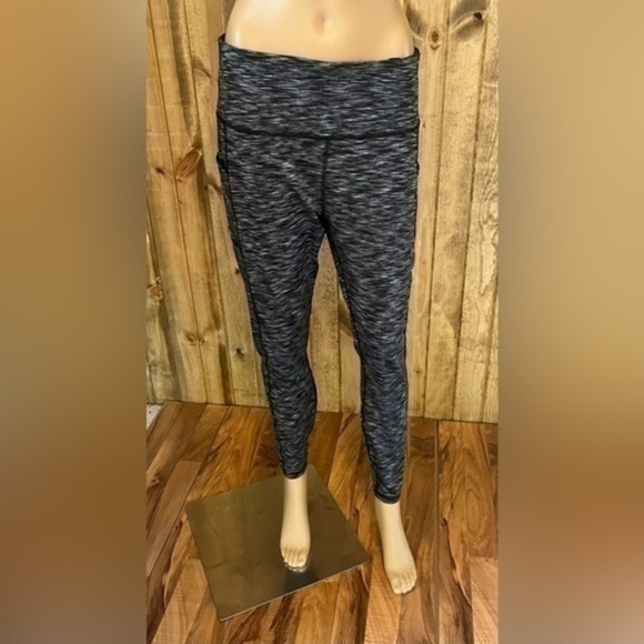 Fengbay women’s yoga pants, size XL - Picture 1 of 4